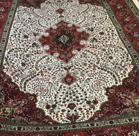 فرش دستباف کرکی بهتر است یا پشمی؟