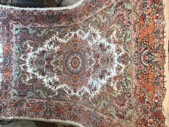 قیمت انواع فرش دستباف ابریشم