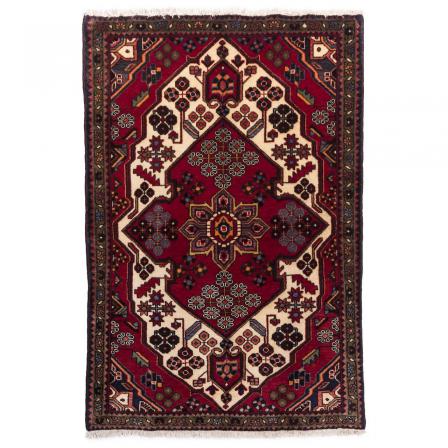 فرش دستباف چله ابریشم چه مشخصاتی دارد؟