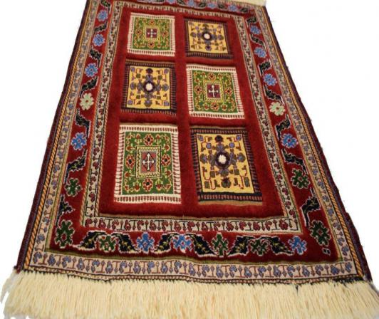 مرکز صادرات انواع فرش دستباف باکیفیت