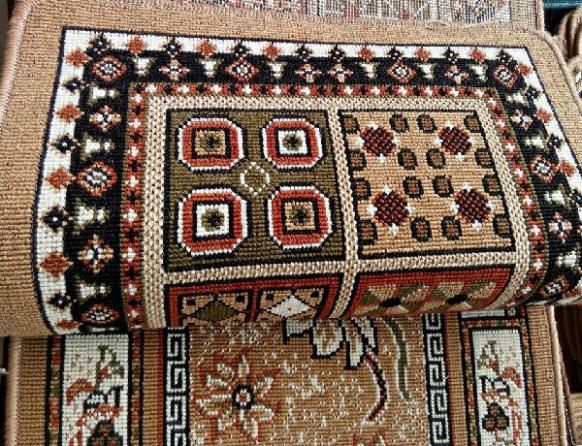 سفارش انواع فرش دستباف کرک و ابریشم