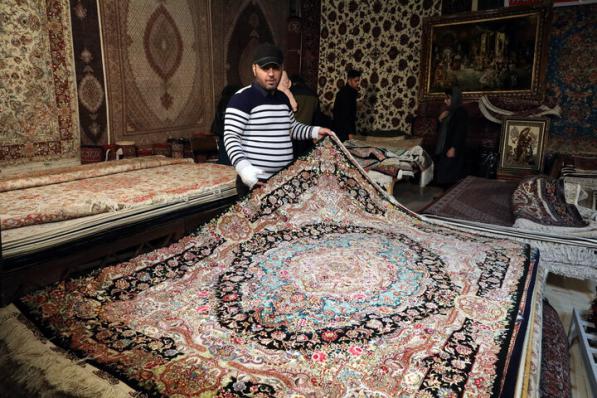 پخش کنندگان فرش دستباف باطرح های مخصوص کاشان