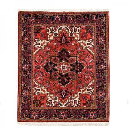 بررسی ویژگی های انواع فرش دستباف تبریز